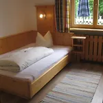 Stoanerhof * フューゲン